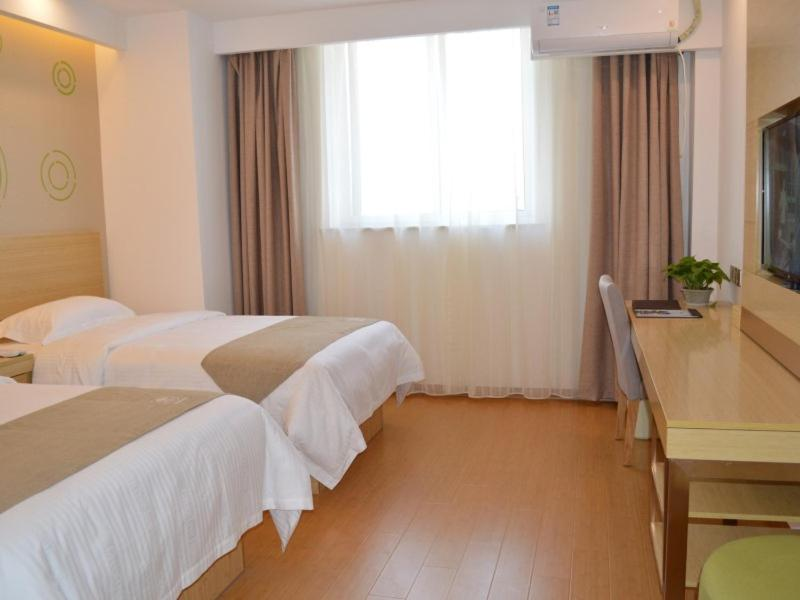 GreenTree Inn Huaian Xuyi Royal Garden Express Hotel 18/56