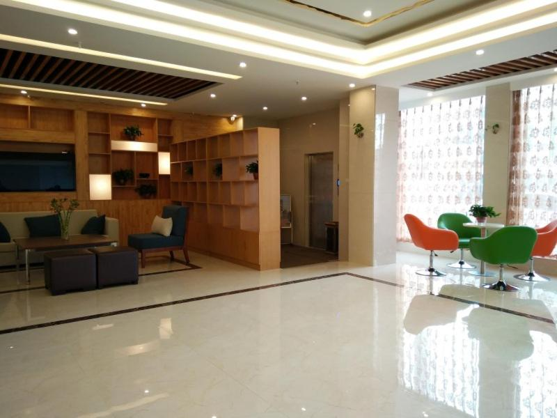 GreenTree Inn Jinzhong Yuci District North Huitong Road Express Hotel 36/53