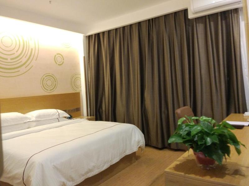 GreenTree Inn Jinzhong Yuci District North Huitong Road Express Hotel 16/53