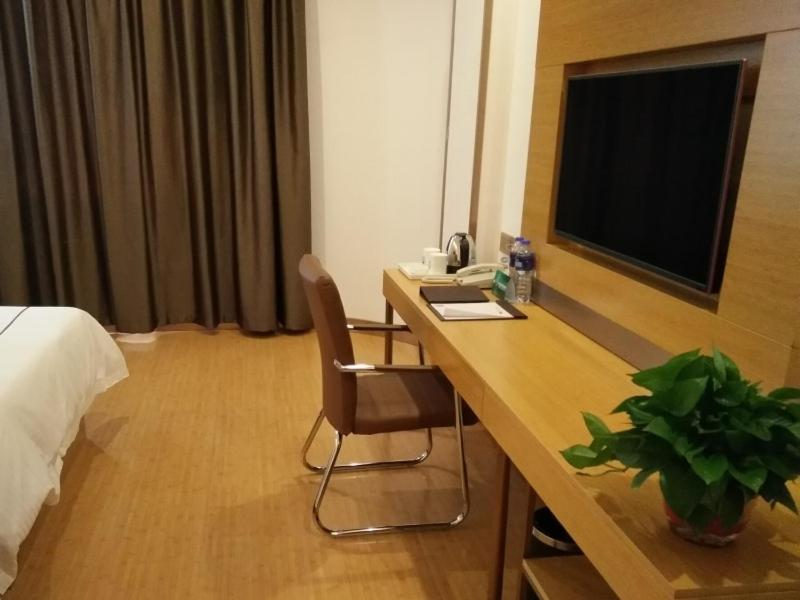 GreenTree Inn Jinzhong Yuci District North Huitong Road Express Hotel 18/53
