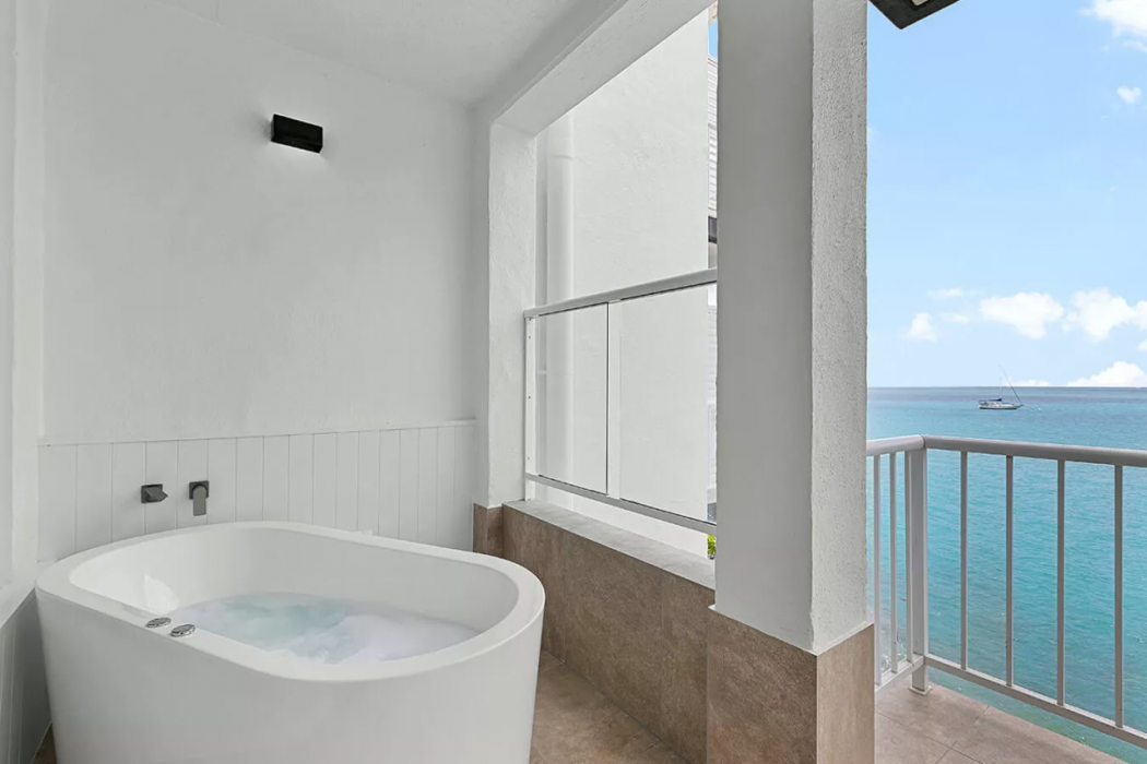 Coral Sea Marina Resort 20/87