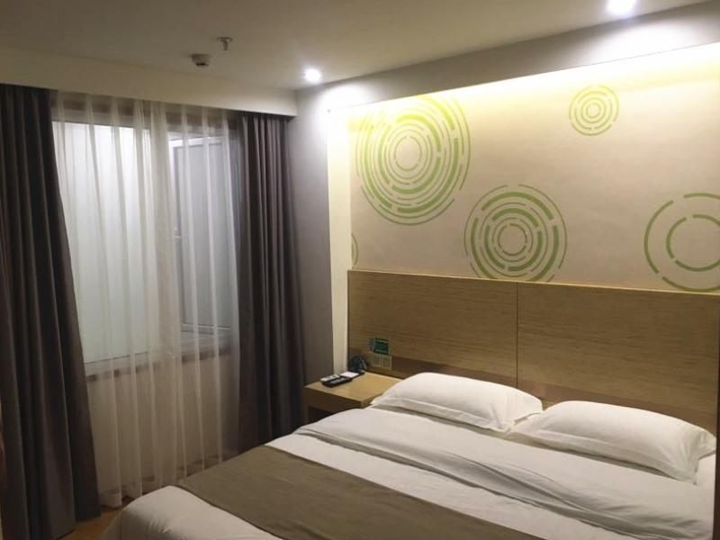 Room at GreenTree Inn Chengde Development Zone University City Express Hotel, CHENGDE