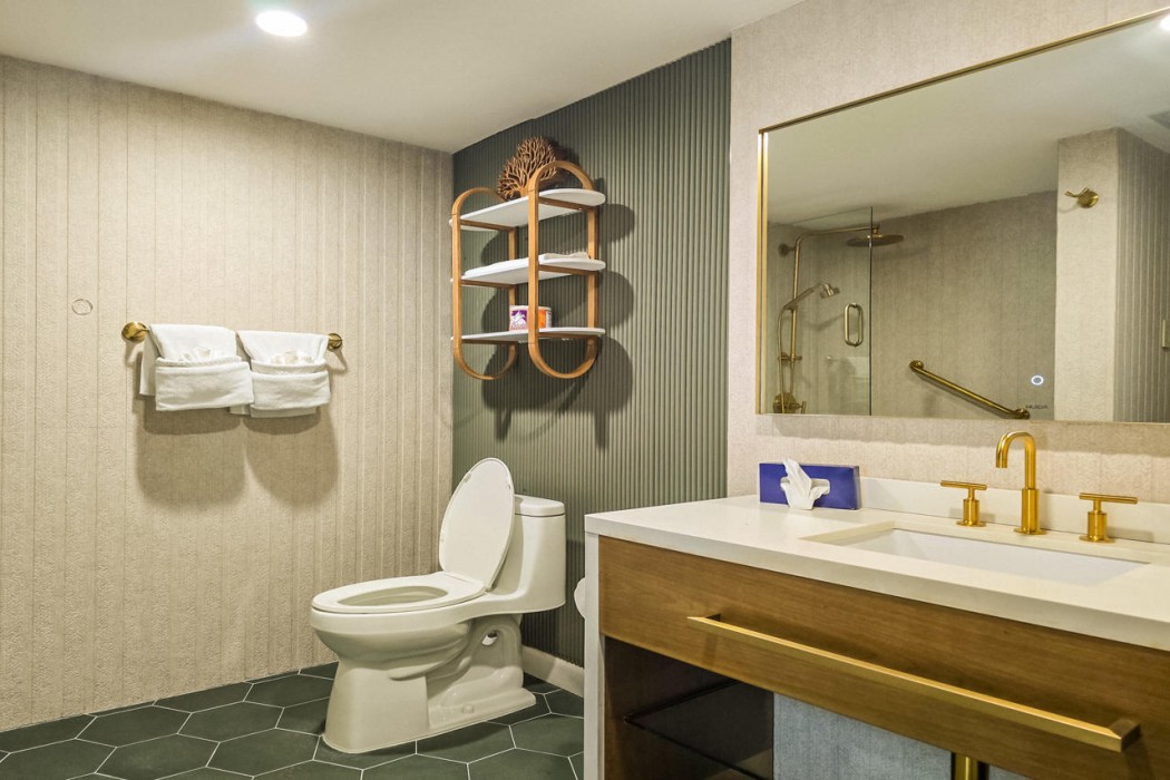 The Courtleigh Hotel And Suites 72/74