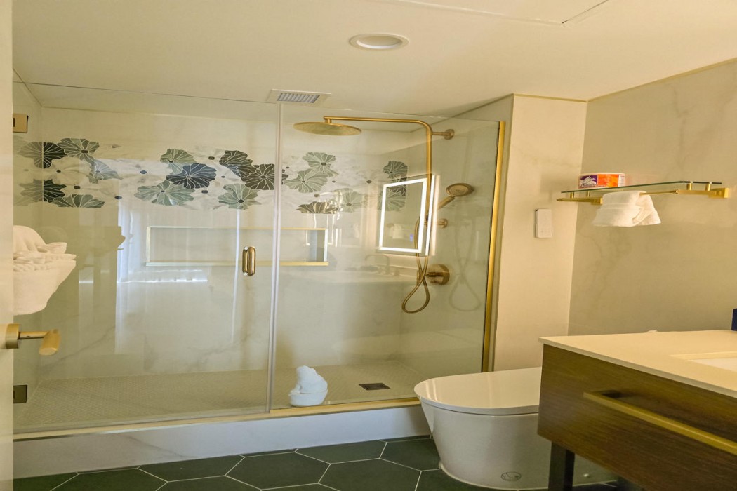 The Courtleigh Hotel And Suites 65/74