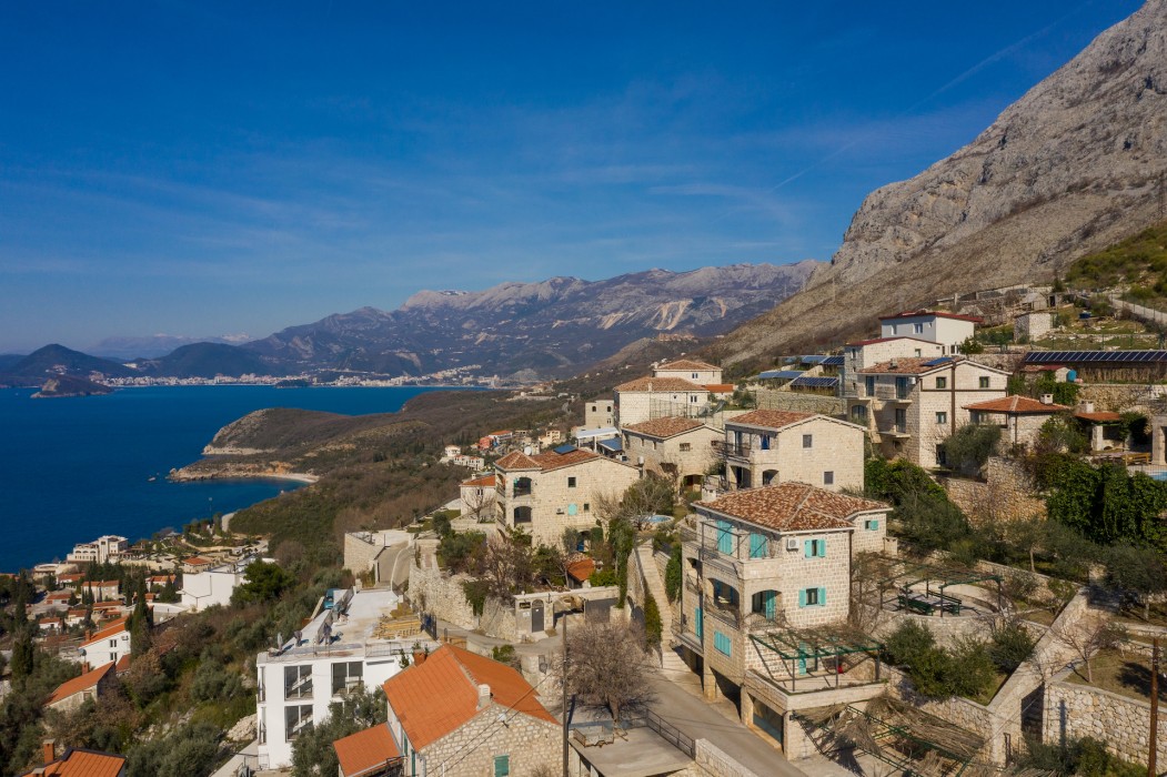 Castello degli Aranci Eco Resort in PETROVAC