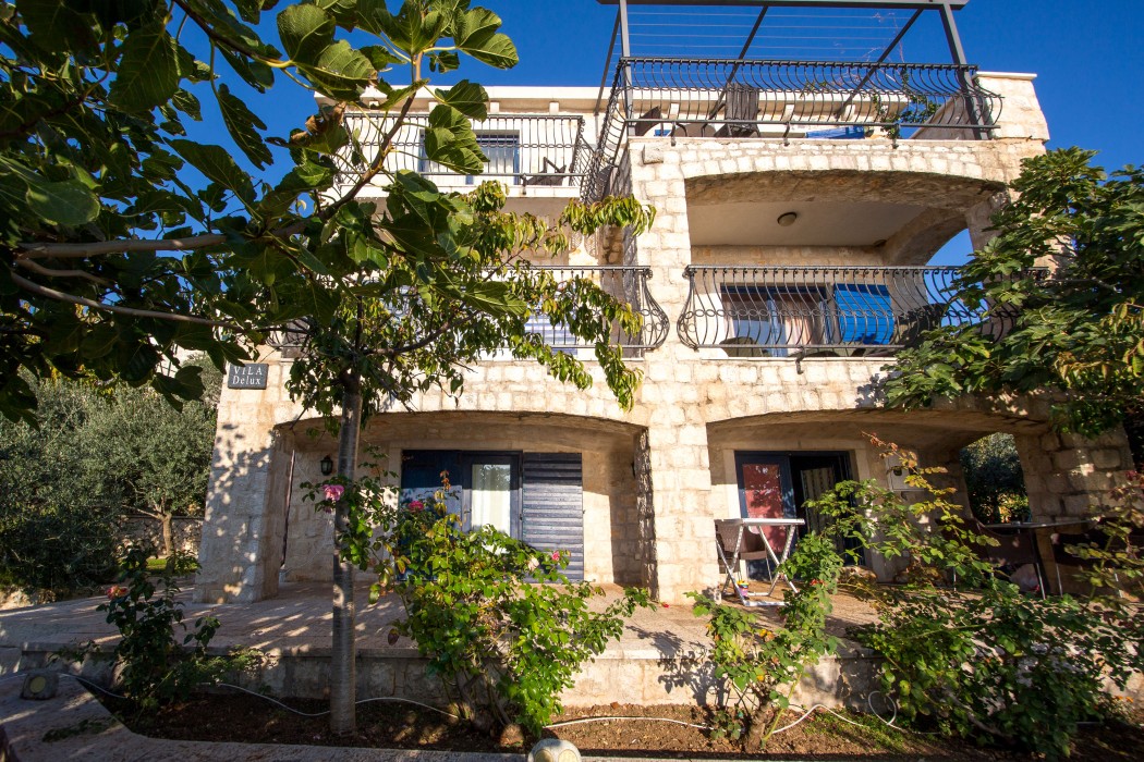 Two Bedroom Villa with Jacuzzi