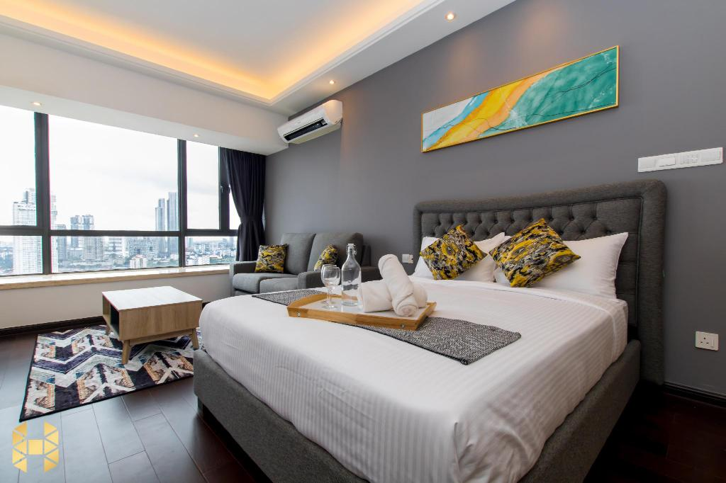 R&F Princess Cove CIQ Premium Sea View Suites by NEO 10/52