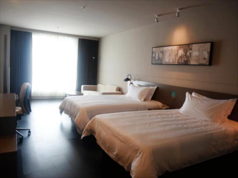 Jinjiang Inn Select Tianshui Railway Station Jindu Tower 3/41