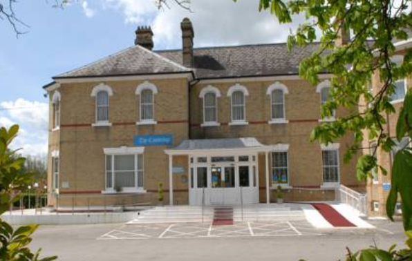 Gatwick Cambridge Hotel