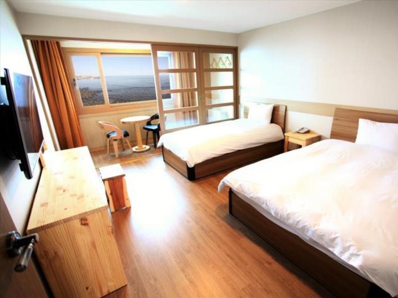 Fantastic Ocean View Sydney Hotel 28/51