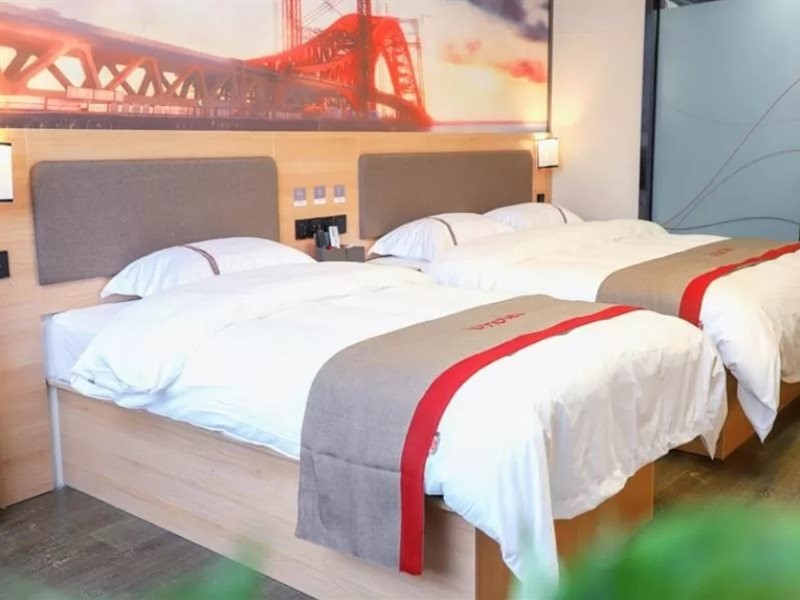 Thank Inn Hotel Shaanxi Yuncheng Ruicheng County Dongmao Plaza 15/20