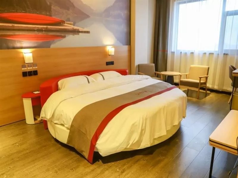 Thank Inn Hotel Shaanxi Yuncheng Ruicheng County Dongmao Plaza 14/20
