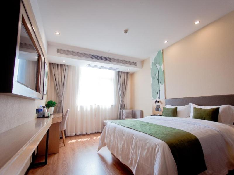 GreenTree Hotel (Kuixing Road Fuyang high speed railway station) 7/33