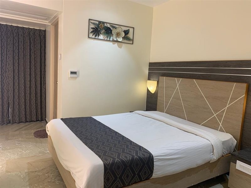 Hotel Temple City 27/49