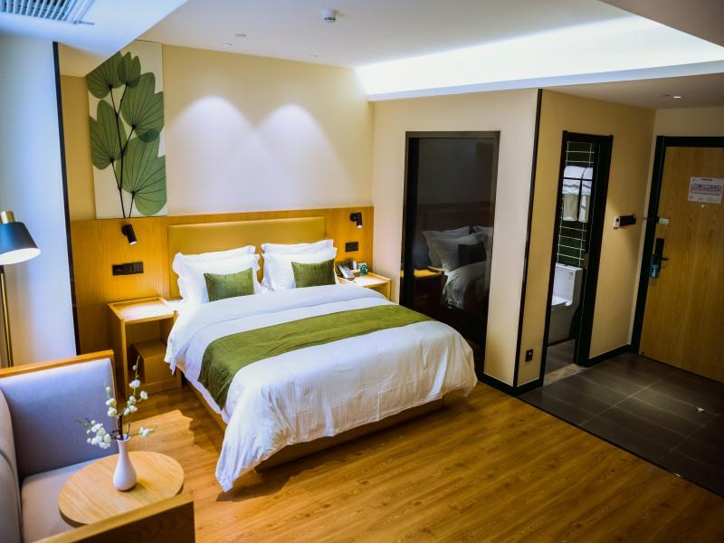 GreenTree Inn Fuyang Yingdong District Xingfu Road Century Fortune Plaza 5/22
