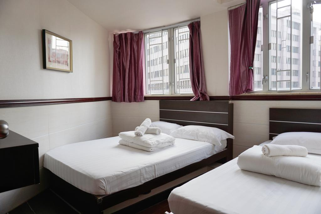 Hang Ho Hostel 2/4