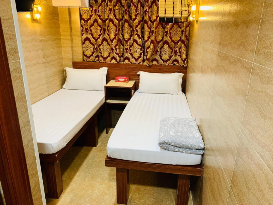 Valentine Guest House 16/50