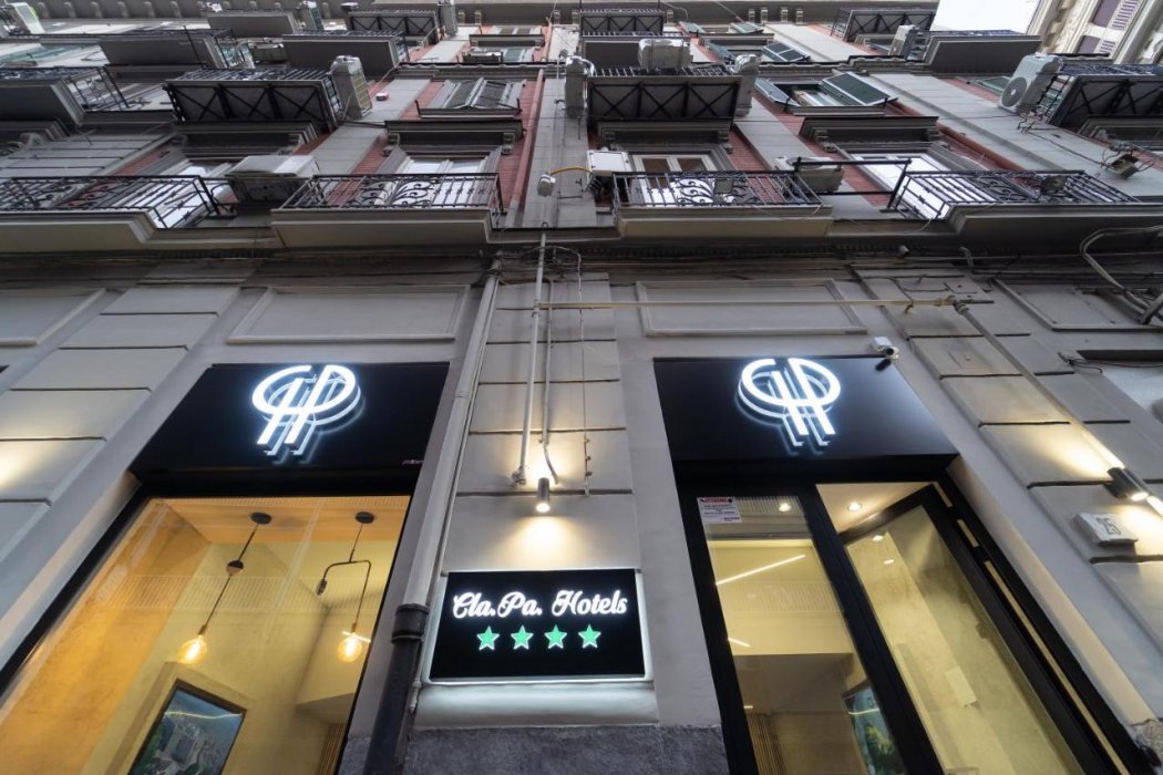 H. G. Boutique Toledo Napoli Centro photo4