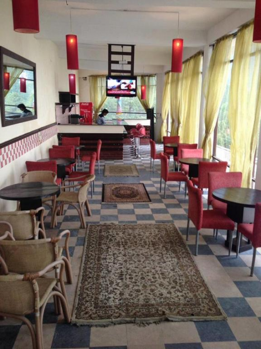 Shangrila Hotel & Resort Changla Gali 43/57