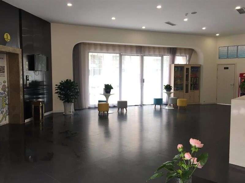 7 Days Inn Santai Zizhou Main Road 15/31