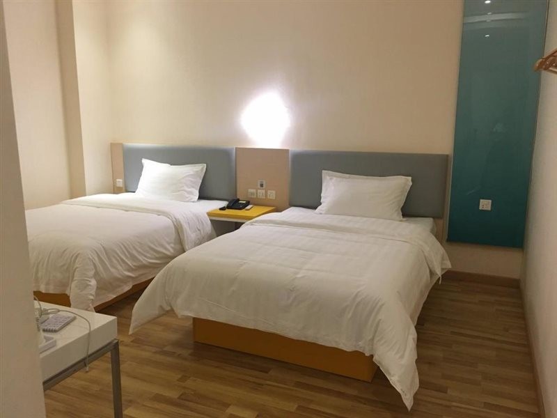 7 Days Inn Santai Zizhou Main Road 20/31