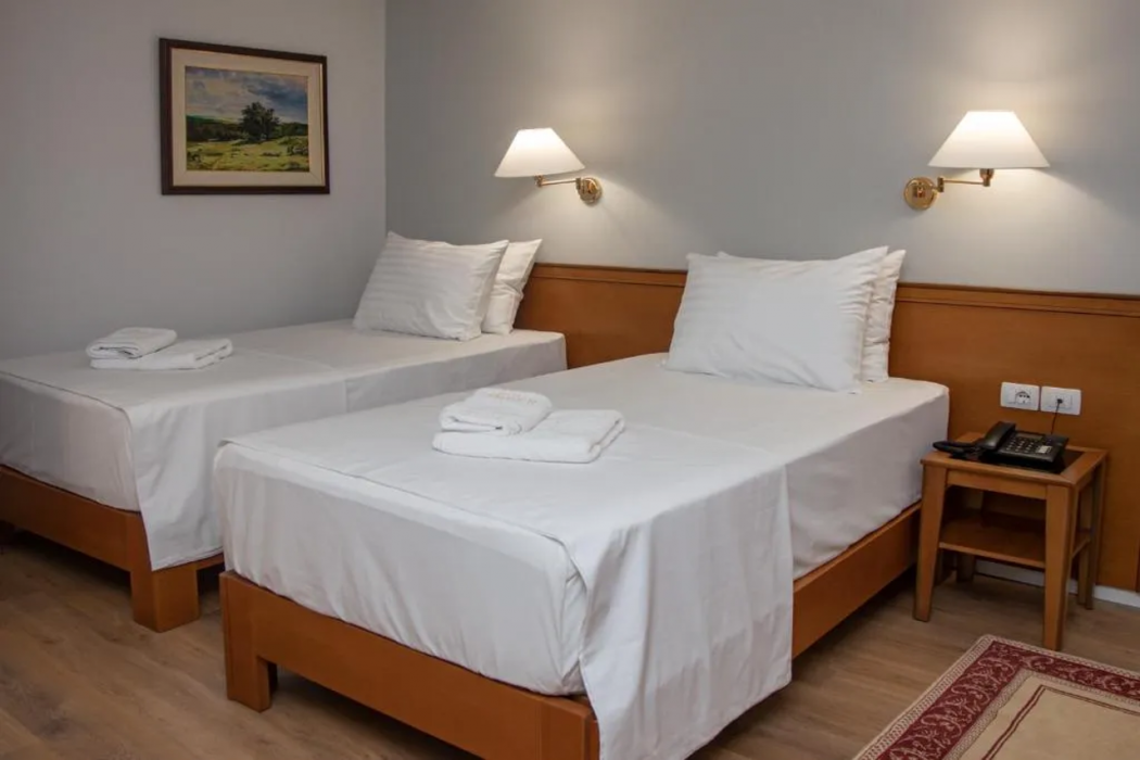Arber Hotel 7/24