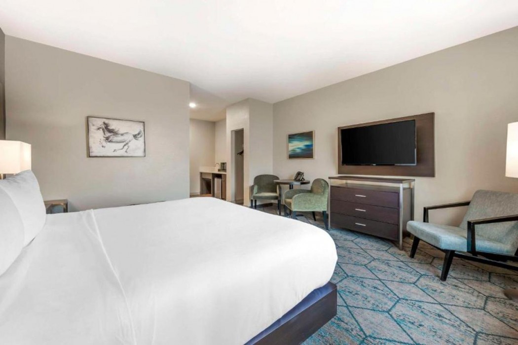 Comfort Inn & Suites Clarksville - Louisville North 18/69
