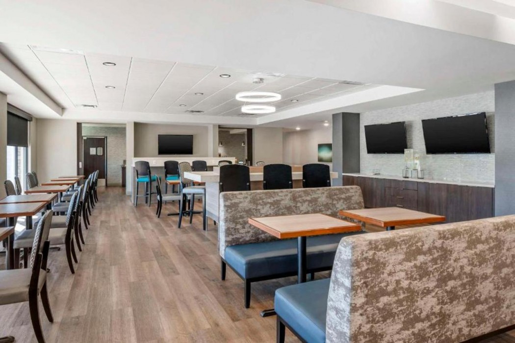 Comfort Inn & Suites Clarksville - Louisville North 36/69