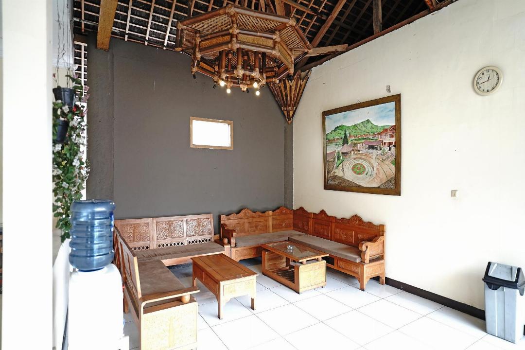 Saung Balibu Hotel 15/68