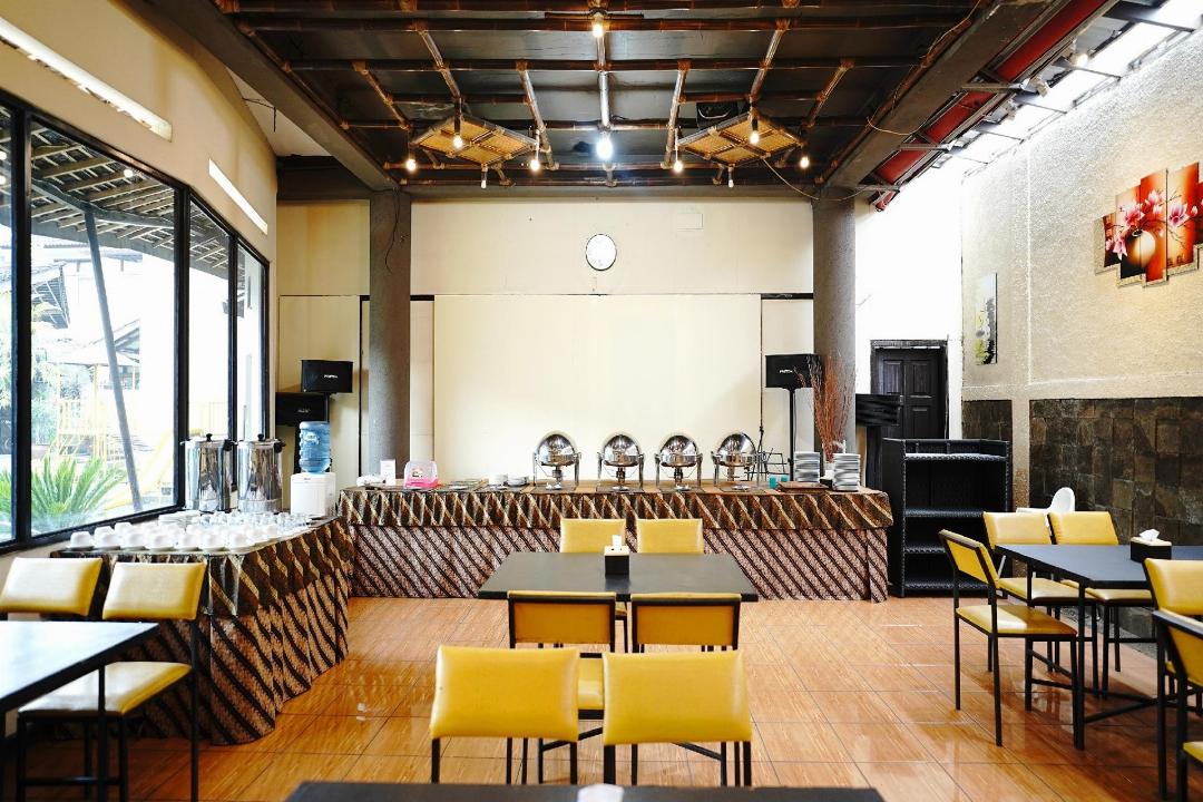 Saung Balibu Hotel 39/68