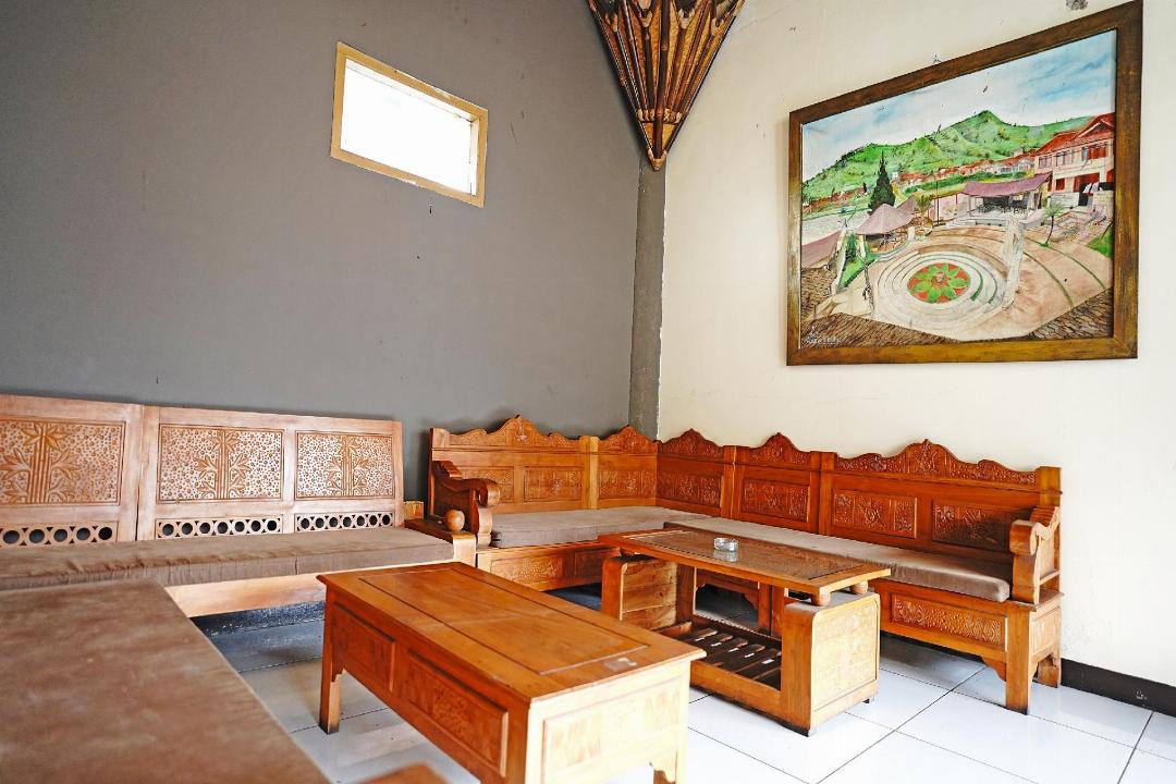 Saung Balibu Hotel 16/68