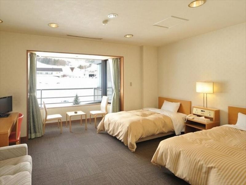 Villa Inawashiro 18/40