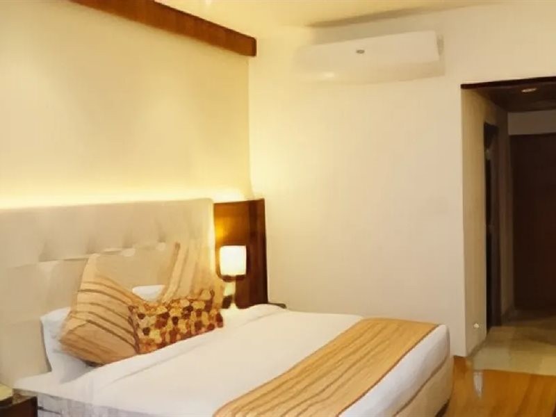 Hotel Chandigarh Beckons 8/10