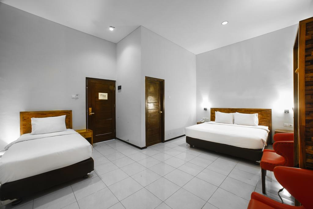 Ciptaningati Batu 9/41