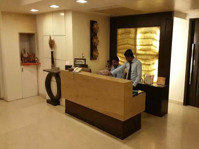 Hotel Apna Avenue 17/20
