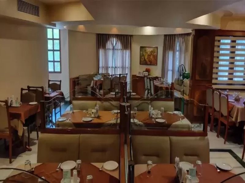 Hotel Apna Avenue 10/20