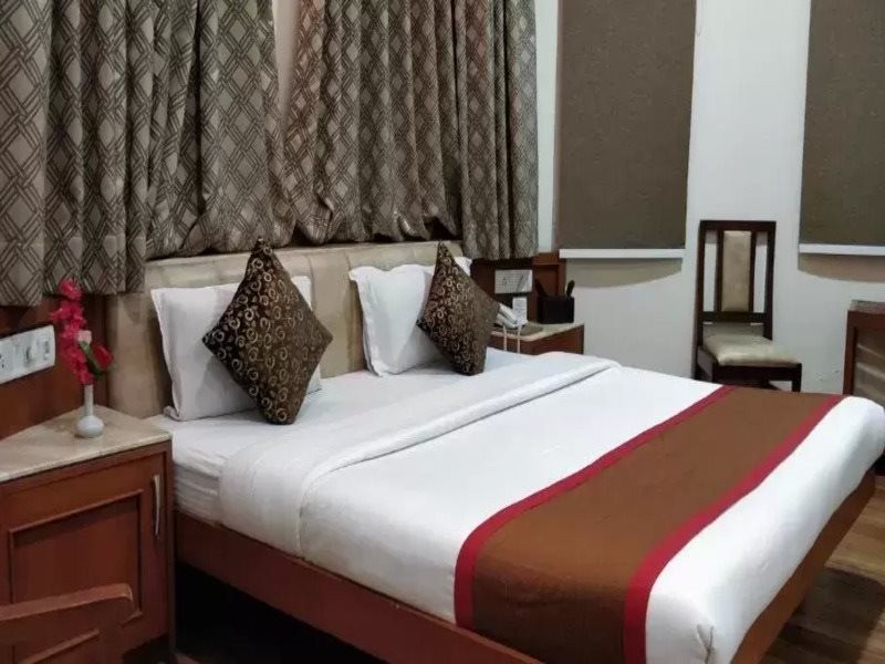 Hotel Apna Avenue 9/20
