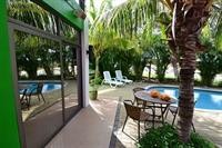 Quints Travelers Inn 34/64