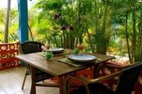 Caribbean Flower Apartments 7/38
