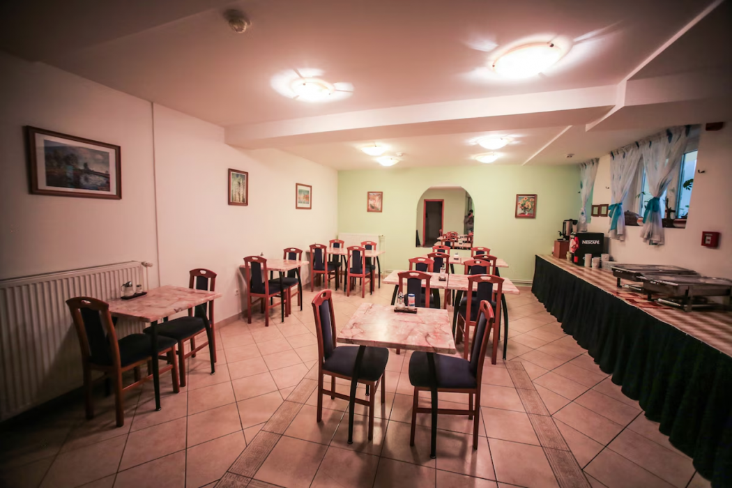 Easy Star Hotel 34/51