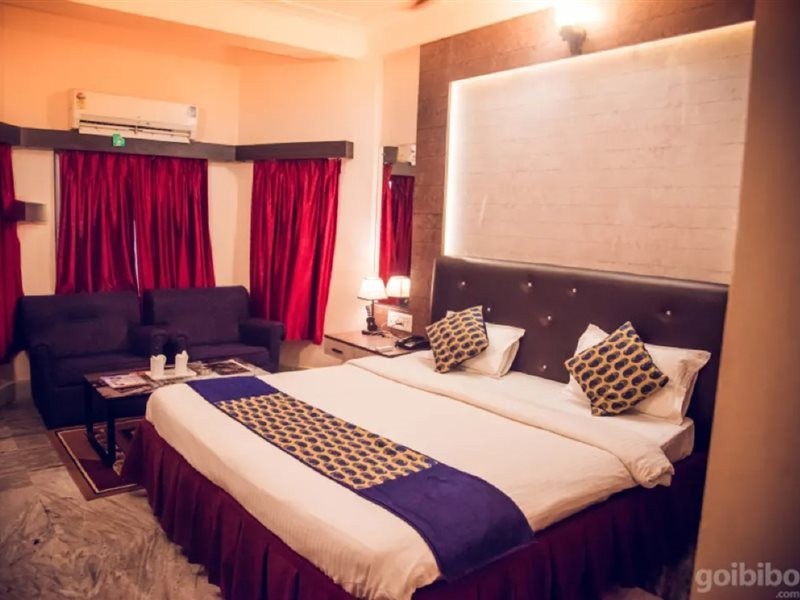 HOTEL SAPPHIRE INTERNATIONAL 16/32