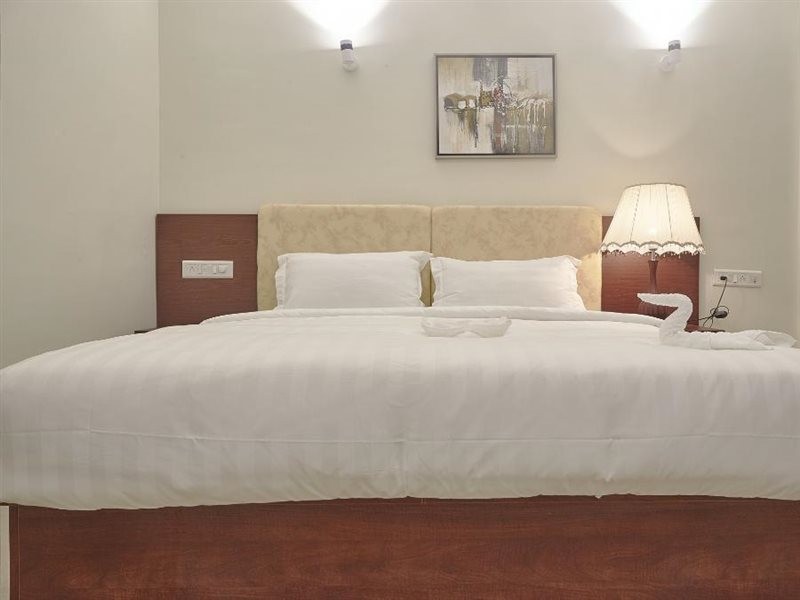 Hotel Reemz 16/32