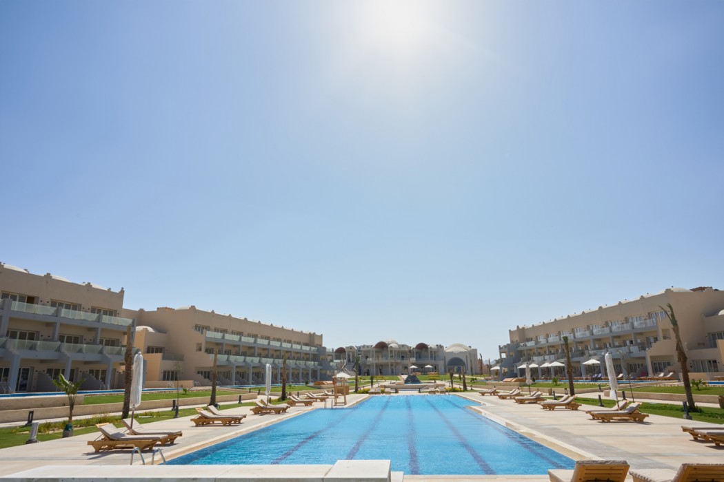 Diamond Beach by Pearl Resorts 52/84