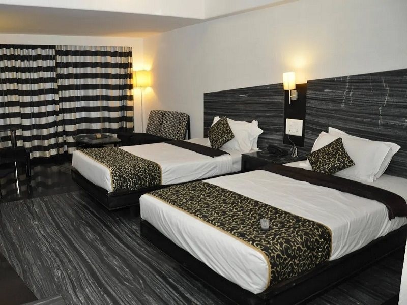 Hotel Manorama 24/57