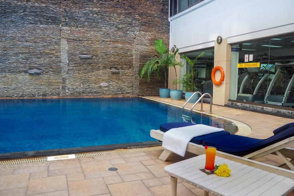 Court Wing Hotel Sukhumvit Bangkok 21/54