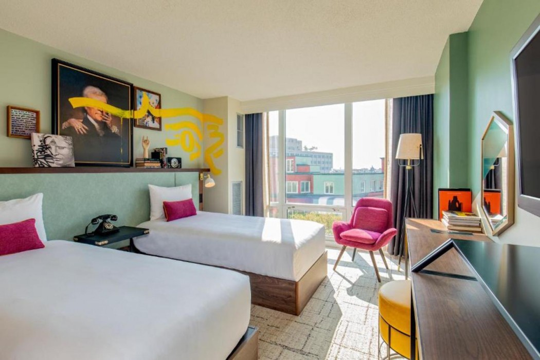 Hotel Rendale Washington DC 10/58