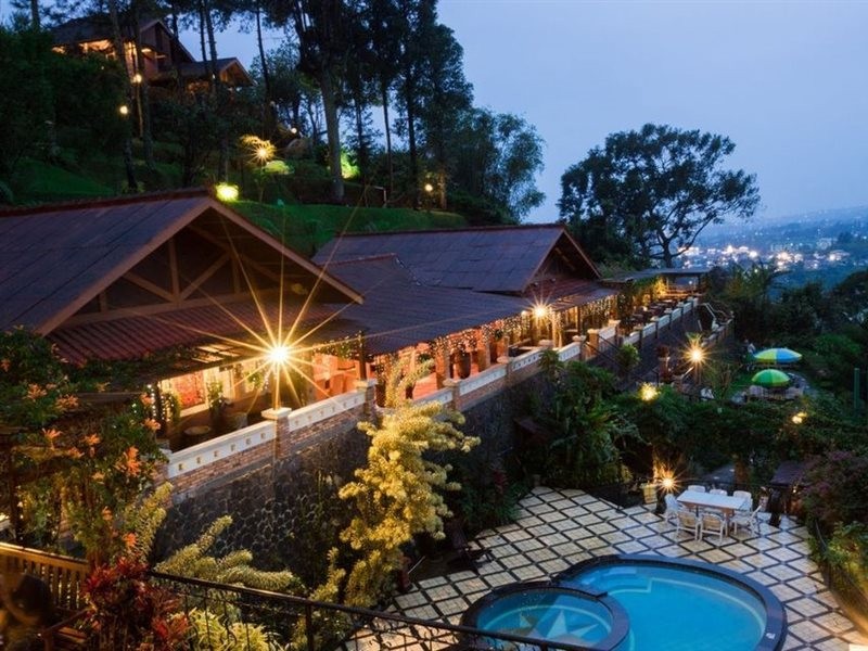 Talita Mountain Resort 12/28