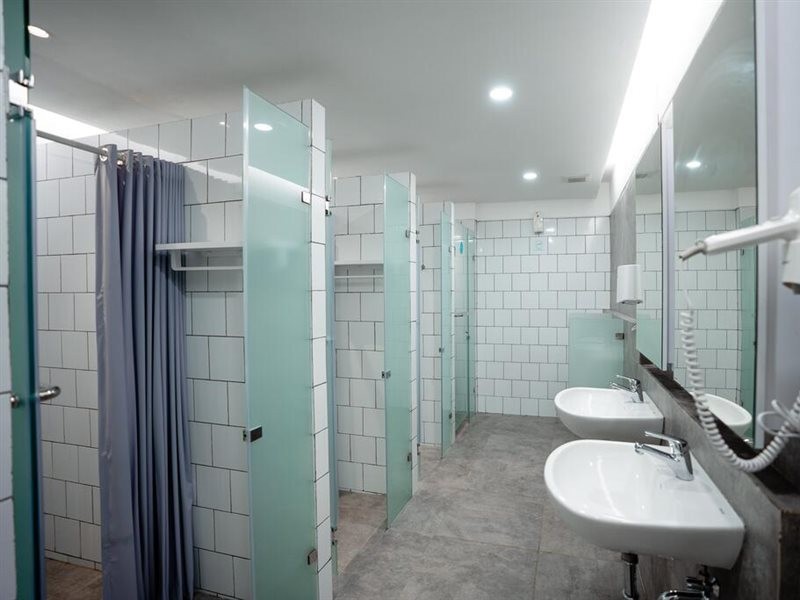 Bobobox Pods Kota Lama Semarang 17/45