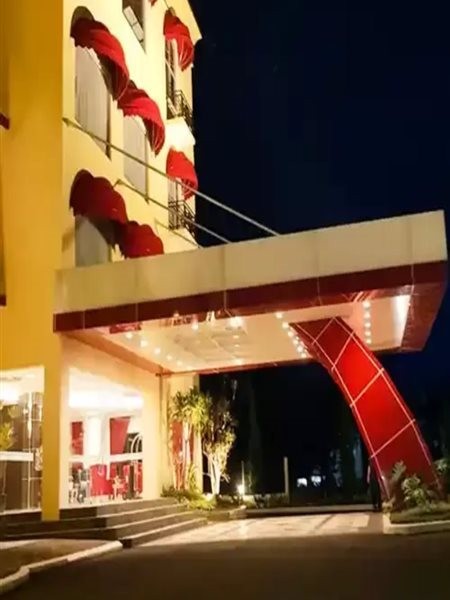 Gino Feruci Cianjur 15/66