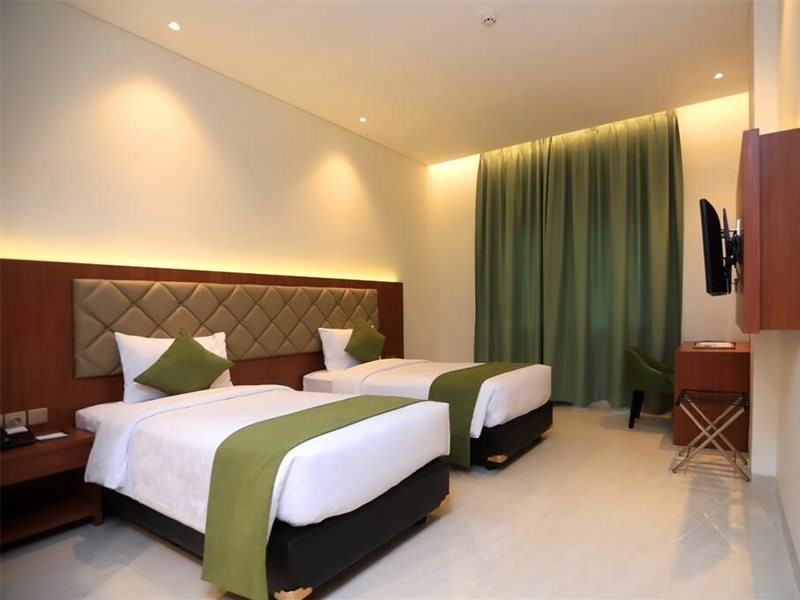 Luxury Inn Arion Hotel 38/56
